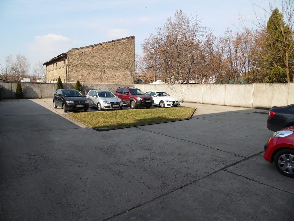 Apartment Atina Subotica Dış mekan fotoğraf